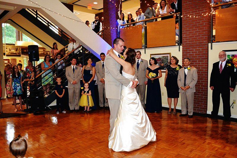 Weddings and Receptions Photo Gallery 16